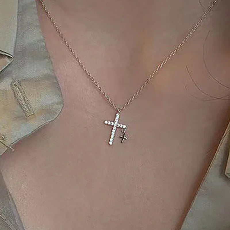 Pearl Cross Pendant.