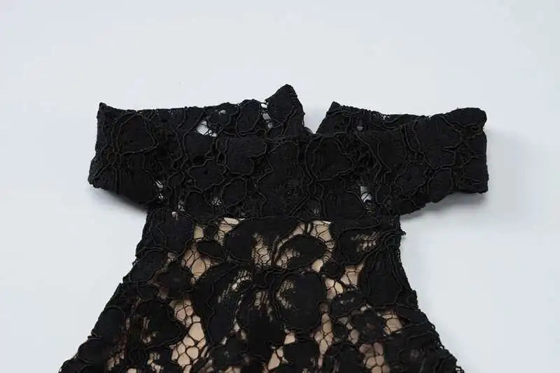 Mozision Lace Halter Backless Sexy Maxi Dress.